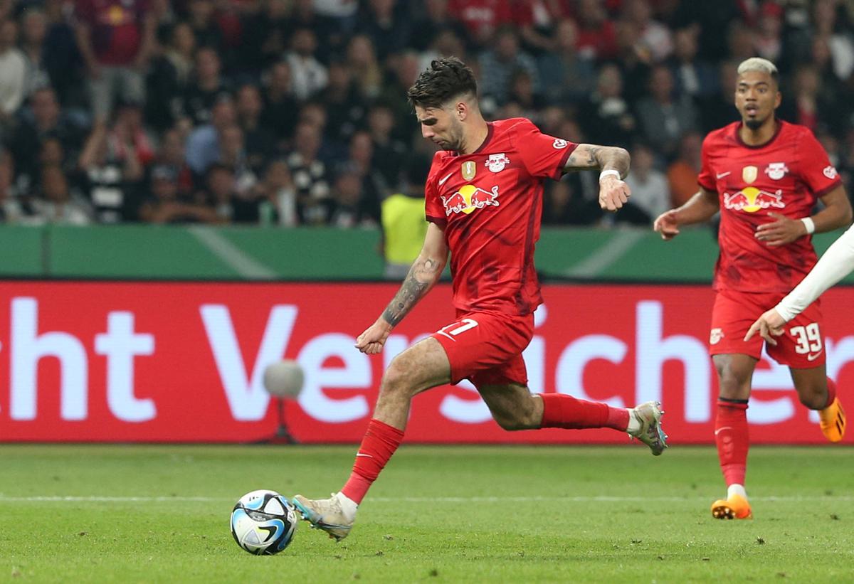 Liverpool chi đậm cho bản hợp đồng với tài năng trẻ từ Hungary