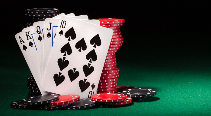 Luật chơi poker cơ bản cho người mới bắt đầu - lý thuyết và thực hành
