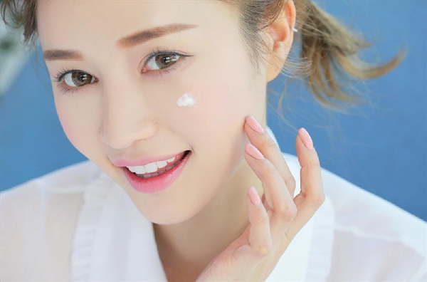 6 bước sử dụng kem chống nắng đúng cách bảo vệ da hiệu quả - Cách làm đẹp da tại nhà